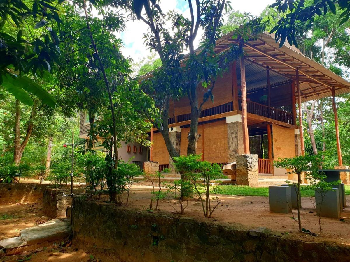 Jungle House Villa Udawalawe Exterior photo